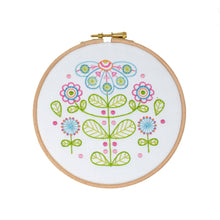 My Embroidery Kit - Daisy May