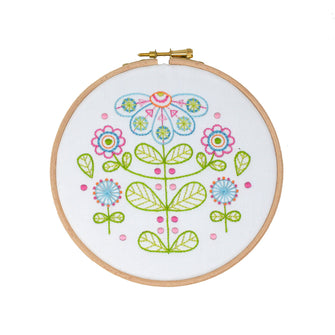 My Embroidery Kit - Daisy May